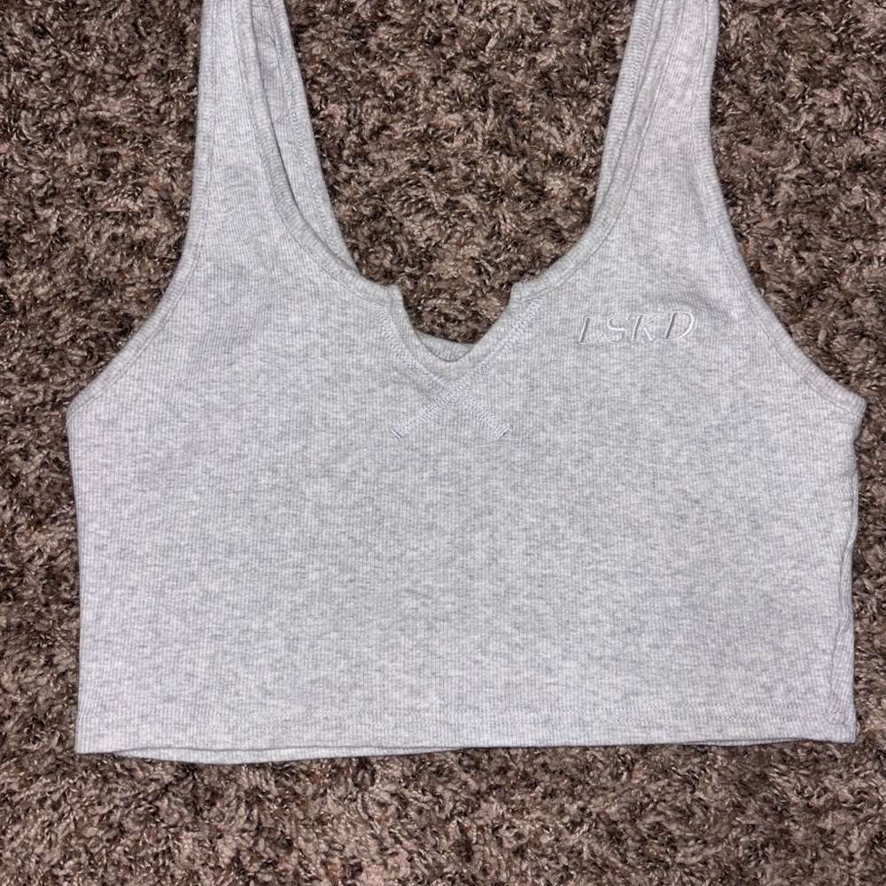 LSKD Women's Light Gray Tank Top